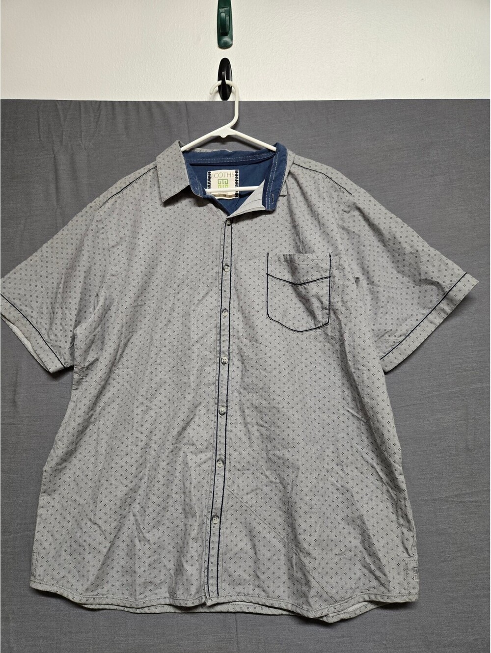 Ecoths Short Sleeve Button-Up Shirt Gray with Navy P